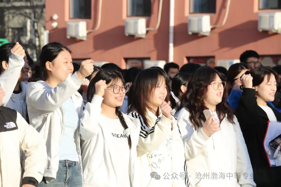温情送考，助梦成真 | 我校领导、老师暖心送考2025年单招学子